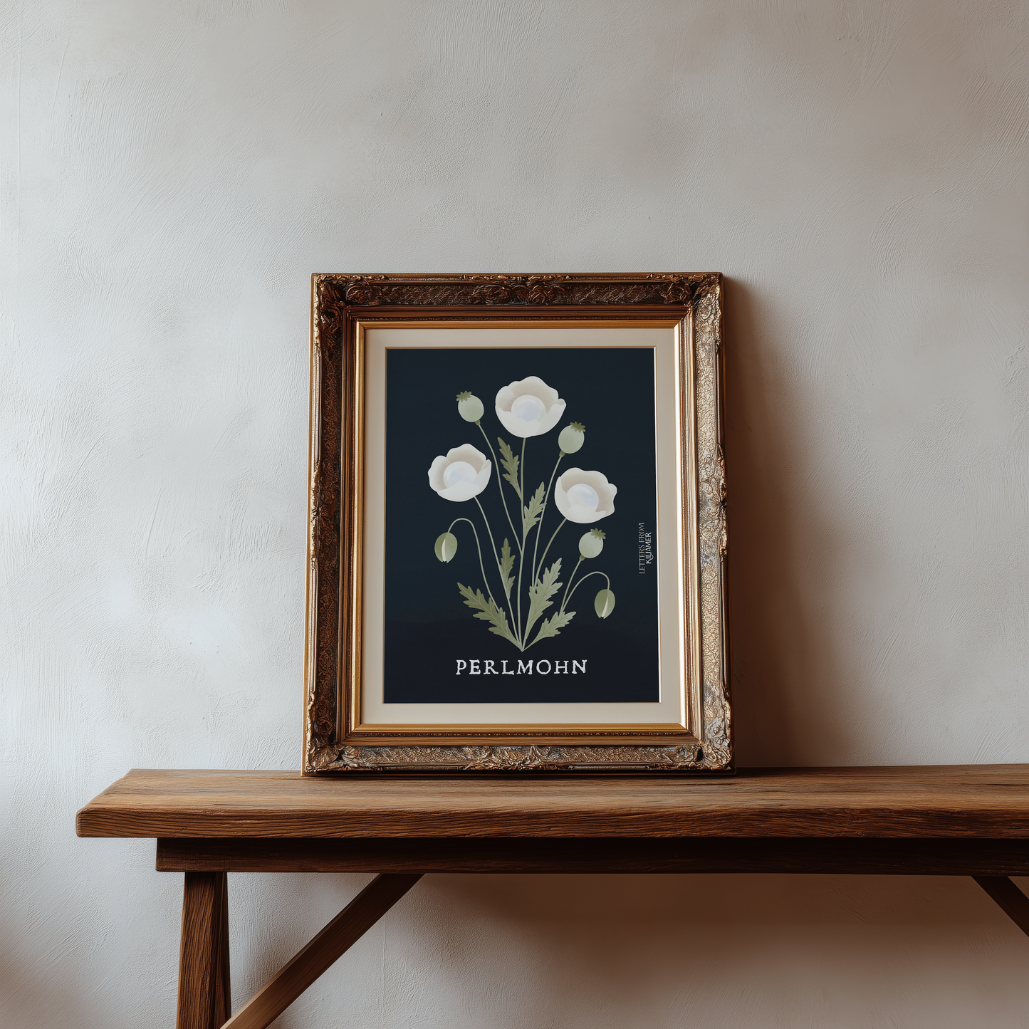 Perlmohn Poster - Botanischer Kunstdruck, dunkle Mohnblume Illustration Fantasy Pflanze
